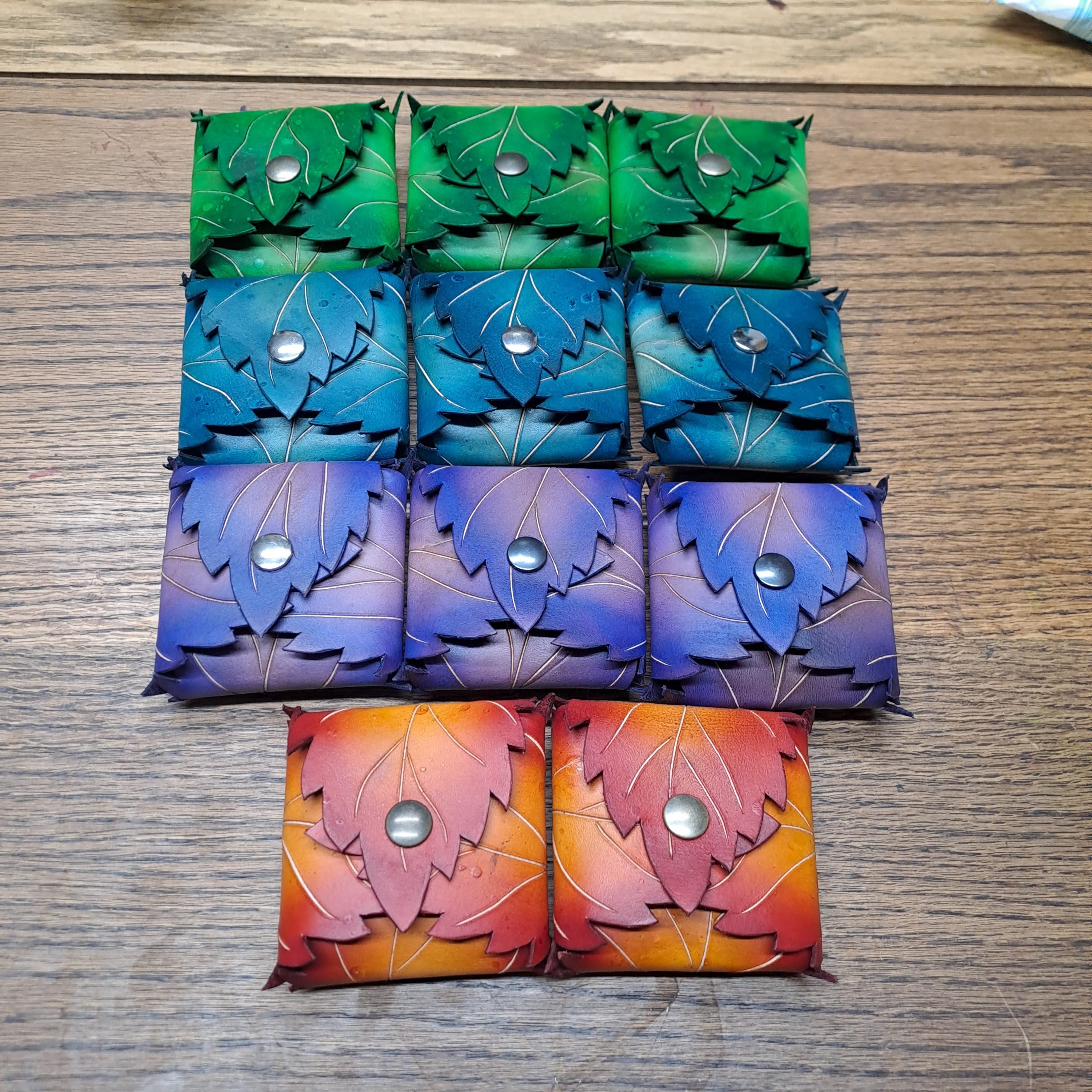 Oak Leaf Pouch